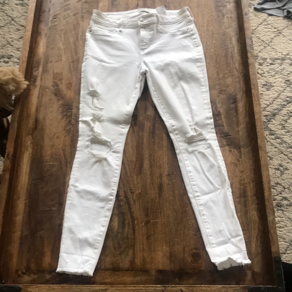 Abercrombie jeans size 28